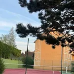 Domaine Du Yearling 2